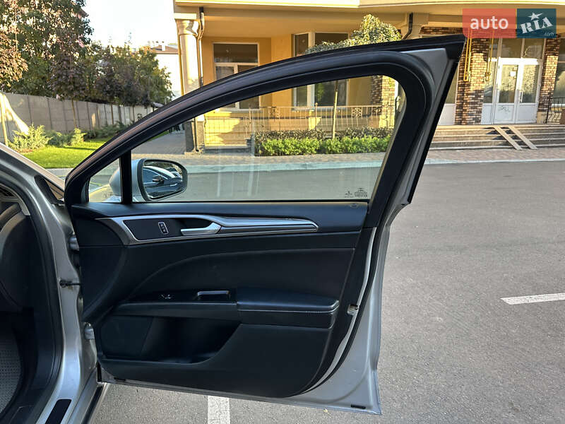 Седан Ford Fusion 2016 в Киеве фото 28 Седан Ford Fusion 2016 в Киеве