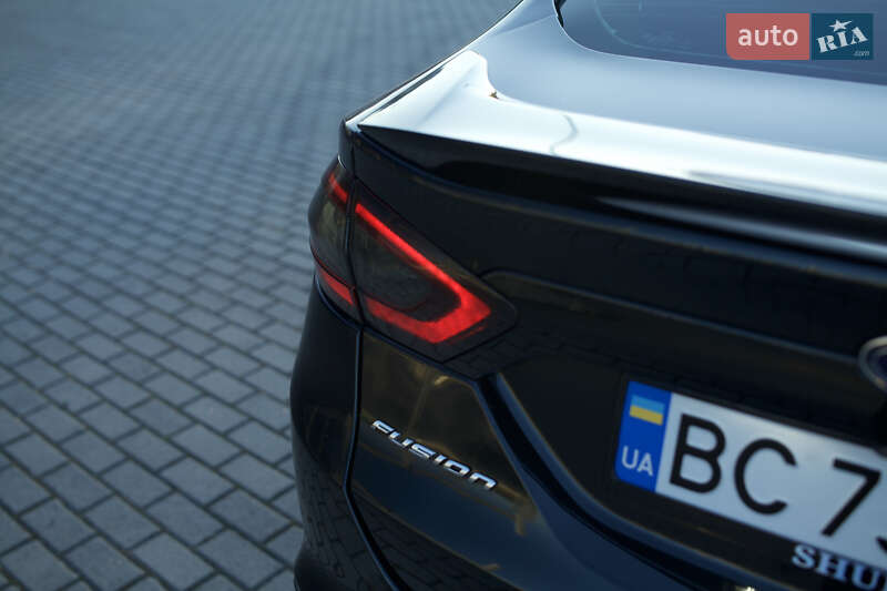 Седан Ford Fusion 2014 в Хмельницькому