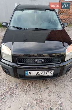 Хэтчбек Ford Fusion 2007 в 