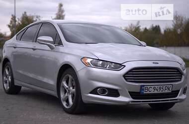 Седан Ford Fusion 2015 в Львові