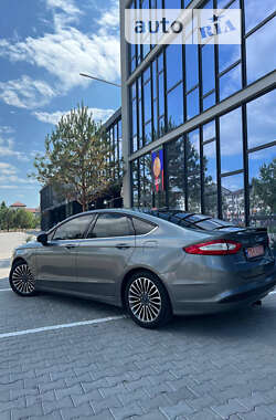 Седан Ford Fusion 2013 в Ровно