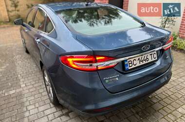 Седан Ford Fusion 2018 в Львове
