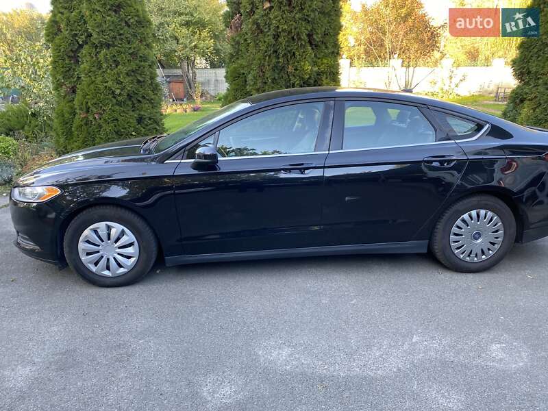 Седан Ford Fusion 2014 в Киеве