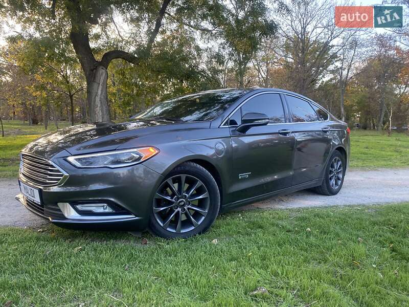 Ford Fusion 2016