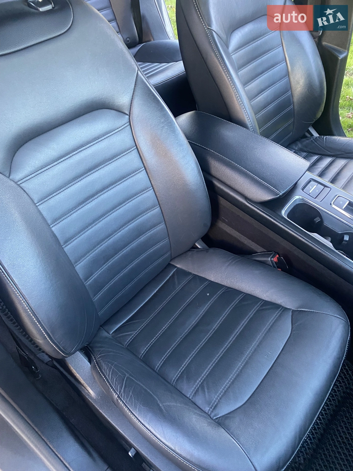 2016 Ford Fusion - мініатюра 36