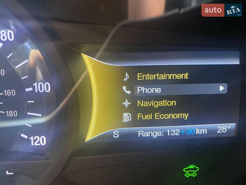 Седан Ford Fusion 2016 в Кропивницком