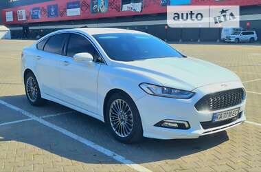 Седан Ford Fusion 2015 в Києві