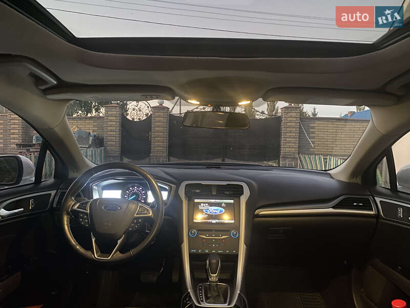 Седан Ford Fusion 2013 в Києві