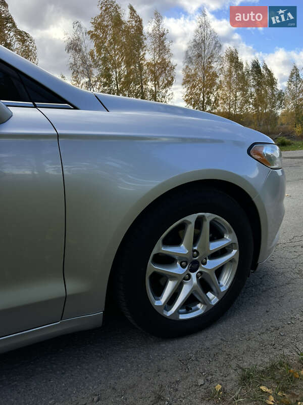 Седан Ford Fusion 2013 в Броварах