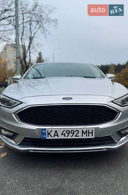 Седан Ford Fusion 2018 в 