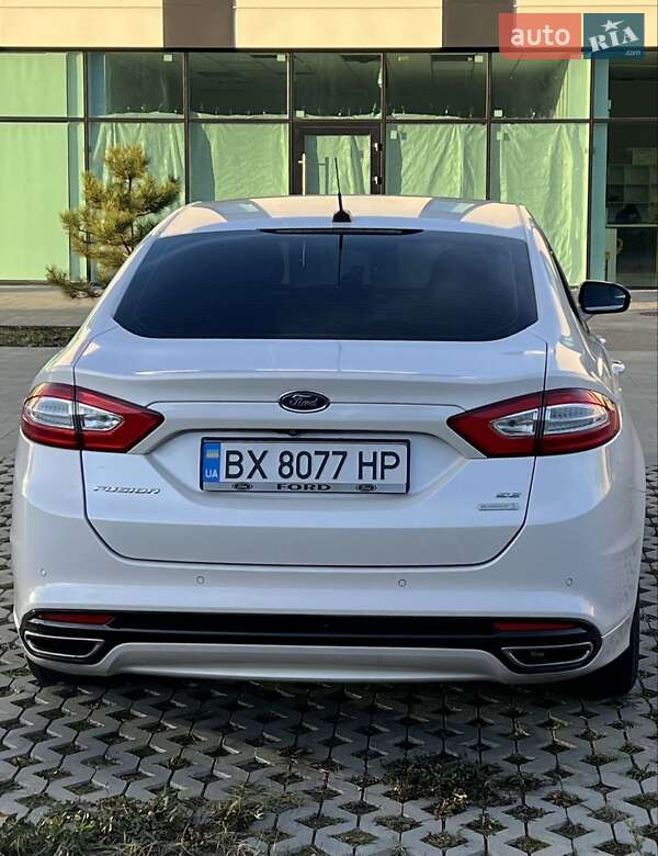 Седан Ford Fusion 2014 в Хмельницькому