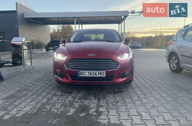 Седан Ford Fusion 2014 в Львові