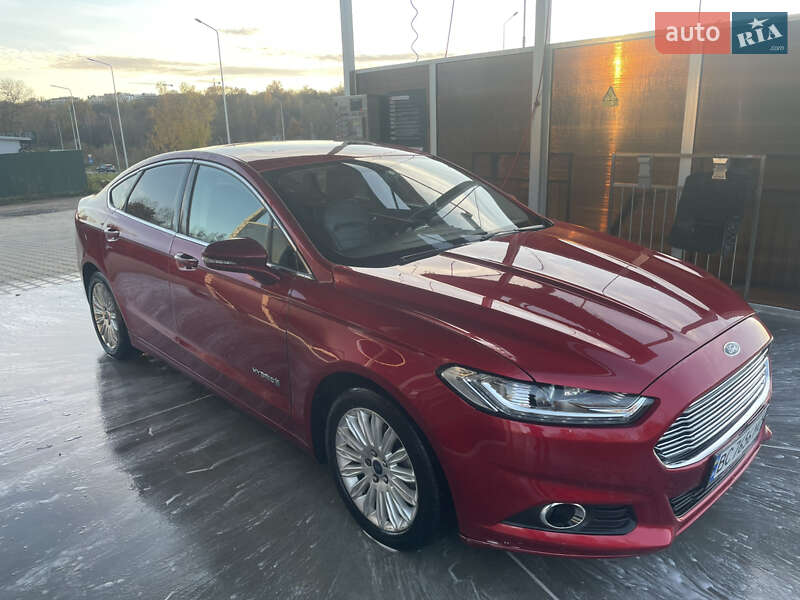 Седан Ford Fusion 2014 в Львове