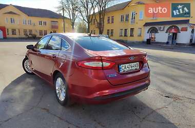 Седан Ford Fusion 2014 в Ватутіному