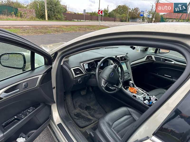 Седан Ford Fusion 2015 в Киеве