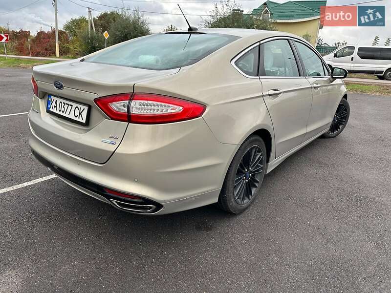 Седан Ford Fusion 2015 в Киеве