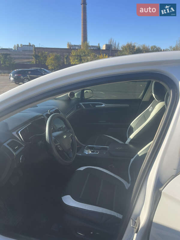 Седан Ford Fusion 2016 в Одессе фото 6 Седан Ford Fusion 2016 в Одессе