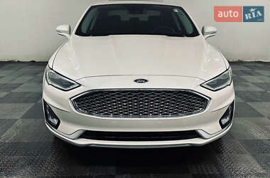 Седан Ford Fusion 2020 в 