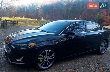 Седан Ford Fusion 2020 в 