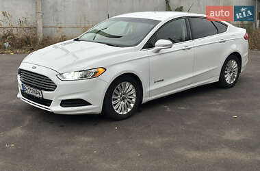 Седан Ford Fusion 2014 в Одесі