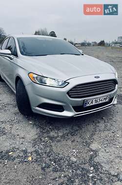 Седан Ford Fusion 2015 в Харкові