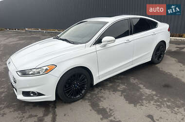 Седан Ford Fusion 2015 в Полтаві