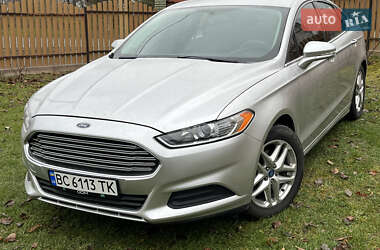 Седан Ford Fusion 2013 в Львові