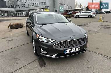 Седан Ford Fusion 2019 в Киеве