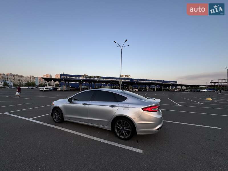 Седан Ford Fusion 2017 в Києві