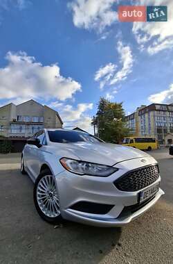 Седан Ford Fusion 2018 в 