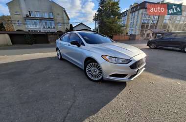 Седан Ford Fusion 2018 в 