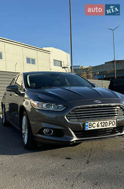 Седан Ford Fusion 2014 в Житомирі