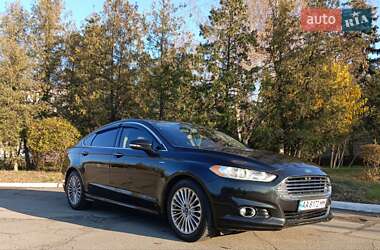 Седан Ford Fusion 2014 в 