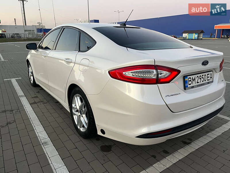Седан Ford Fusion 2012 в Сумах