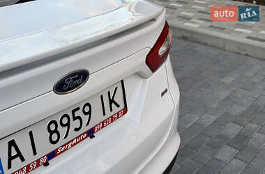 Седан Ford Fusion 2013 в Полтаві