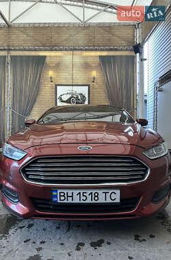 Седан Ford Fusion 2014 в Одесі