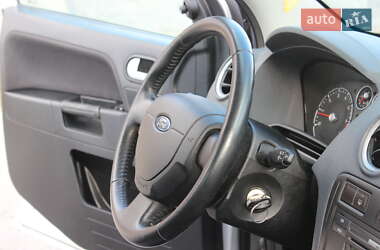 Хэтчбек Ford Fusion 2008 в 