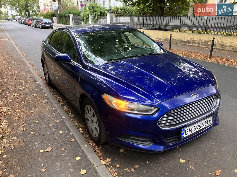 Седан Ford Fusion 2012 в Сумах