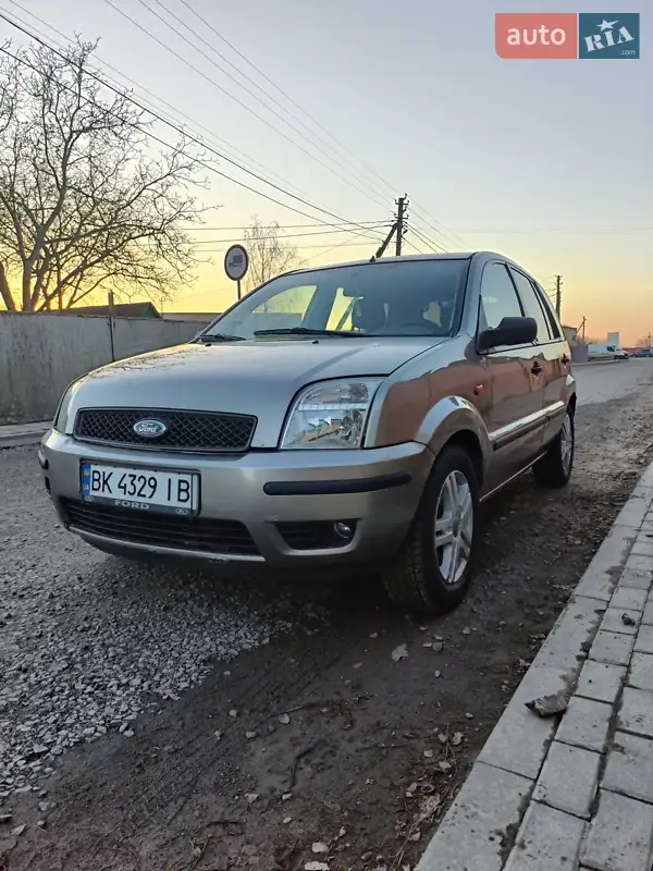 Ford Fusion 2003 VIN WF0UXXGAJU3K32463 фото оголошення 24 з 52