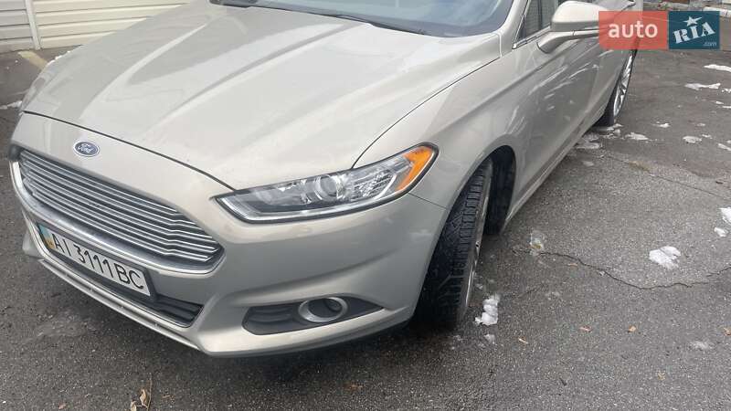 Седан Ford Fusion 2015 в Киеве