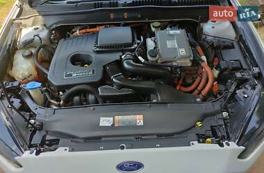 Седан Ford Fusion 2015 в 