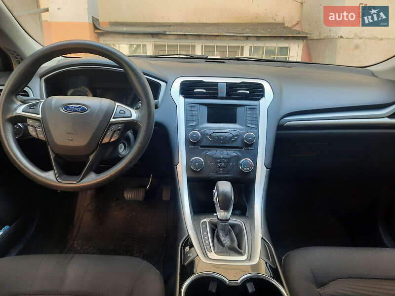 Седан Ford Fusion 2015 в Одессе