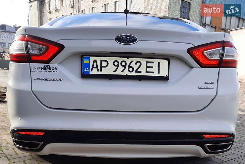 Седан Ford Fusion 2014 в Запорожье