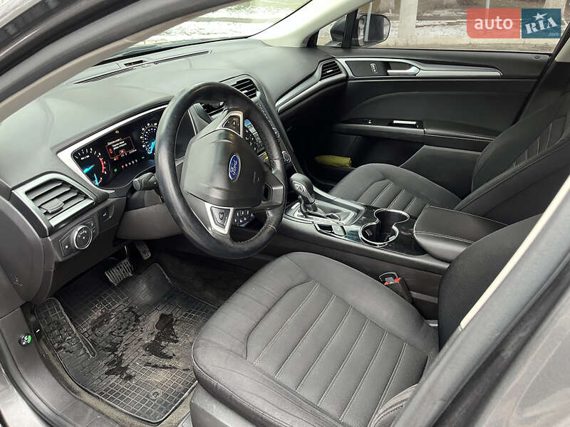 Седан Ford Fusion 2015 в Києві