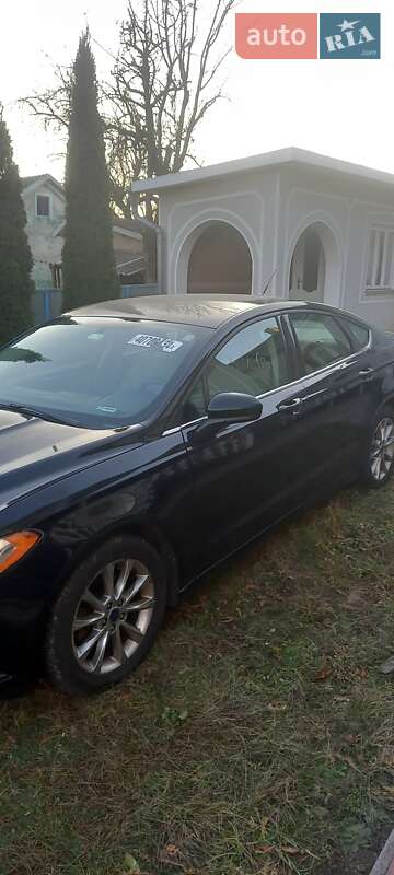 Седан Ford Fusion 2017 в Черновцах