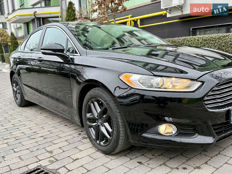 Ford Fusion 2015