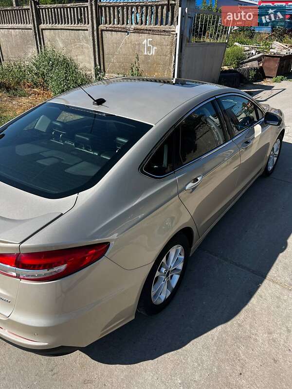Седан Ford Fusion 2018 в Одессе