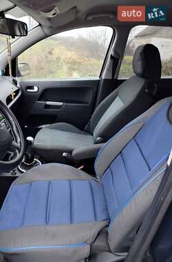 Хэтчбек Ford Fusion 2007 в 