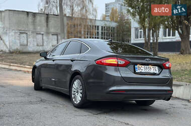 Седан Ford Fusion 2016 в Харкові