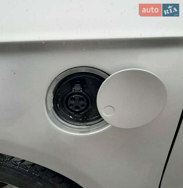 Седан Ford Fusion 2016 в Житомирі